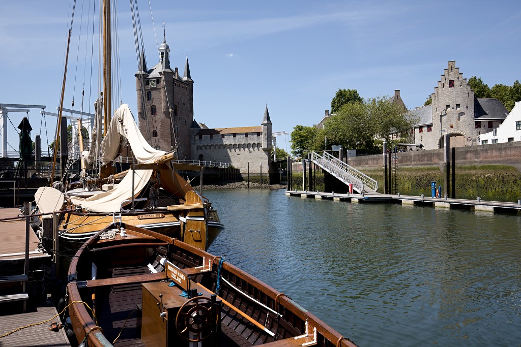 zierikzee monumentenstad vestingstad hdr oosterschelde Noordhavenpoort nieuwe kerk Zuidhavenpoort Nobelpoort raadhuis
